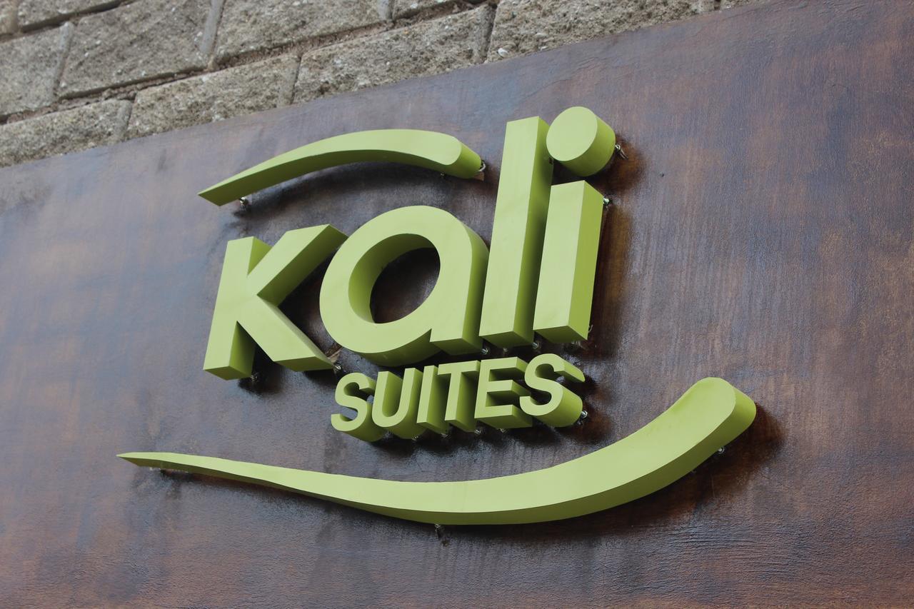 Kali Suites มินาติทลัน ภายนอก รูปภาพ